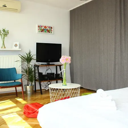 Wstapartments Sunset View Krucza 46 アパート ワルシャワ